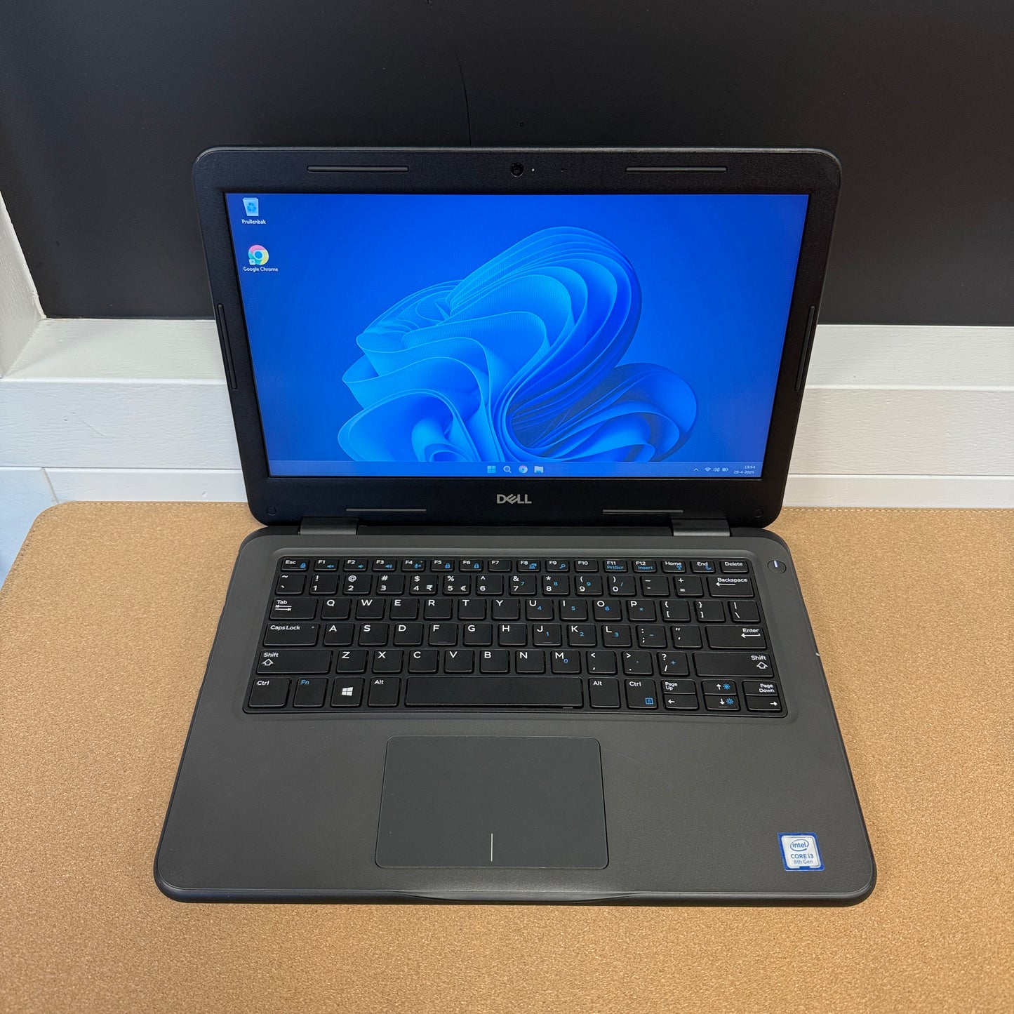 Laptop reisformaat Dell Latitude 3310 met Windows 11